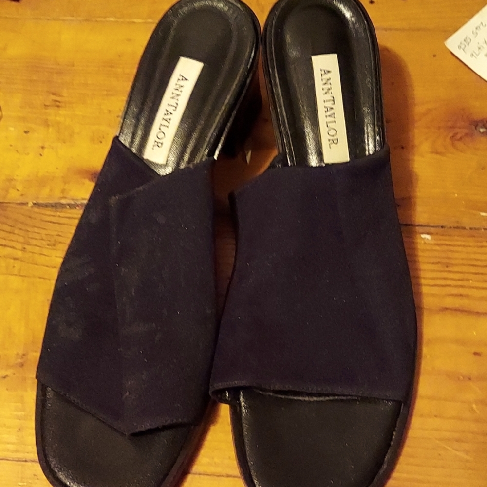 Women's dress sandals